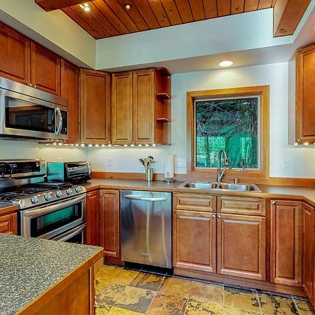 Lake Stevens Woodland Hideaway In The Hills 빌라 외부 사진